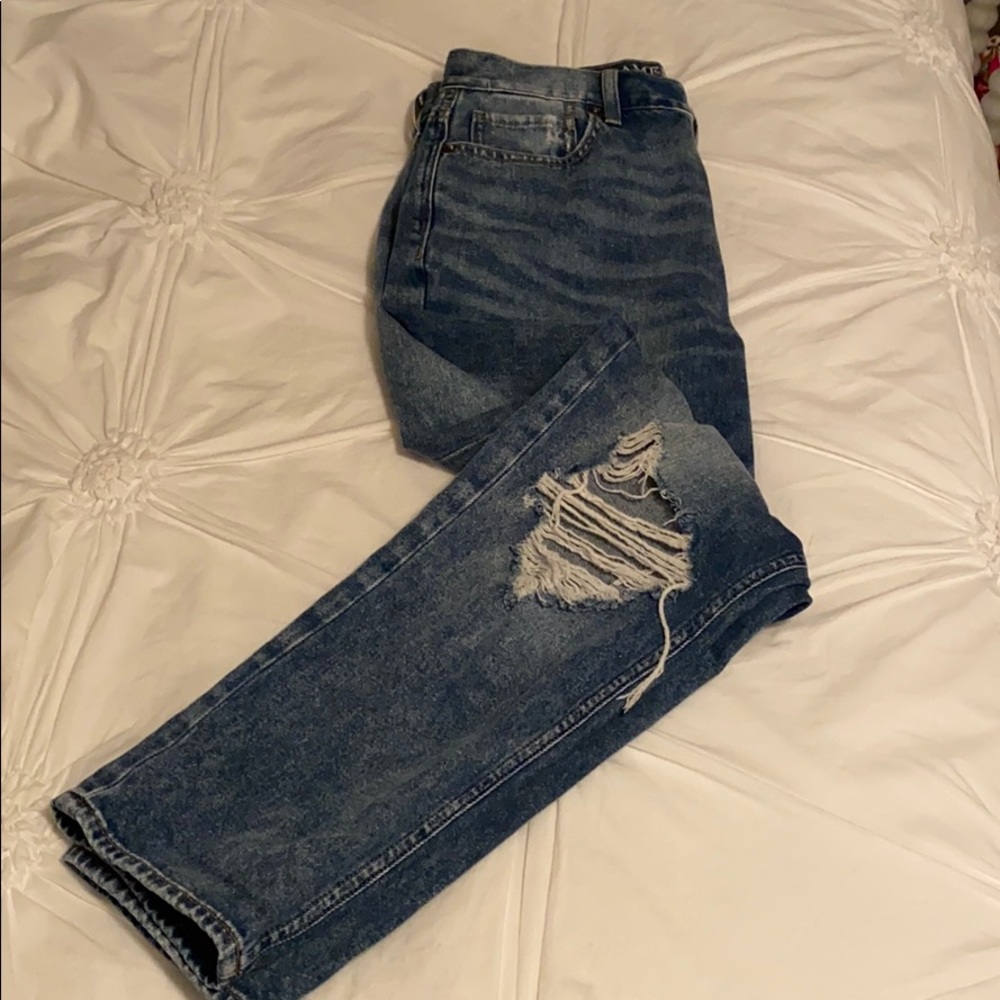 Ripped Mom Jeans